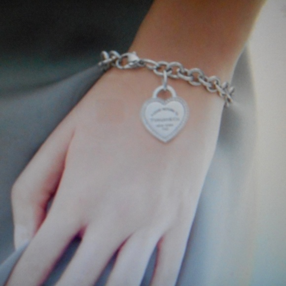 PERFECT CHRISTMAS GIFT TIFFANY & CO 18K WHT GOLD & DIAMOND HEART TAG BRACELET - Picture 10 of 16